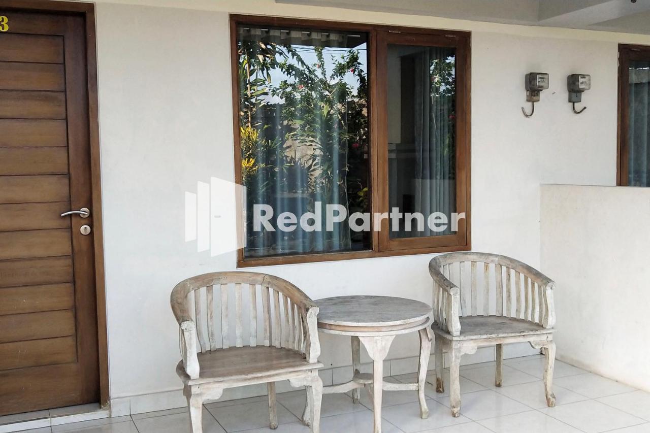 Pondok Sentana Guest House At Jalan Raya Uluwatu Redpartner Унґасан Екстер'єр фото