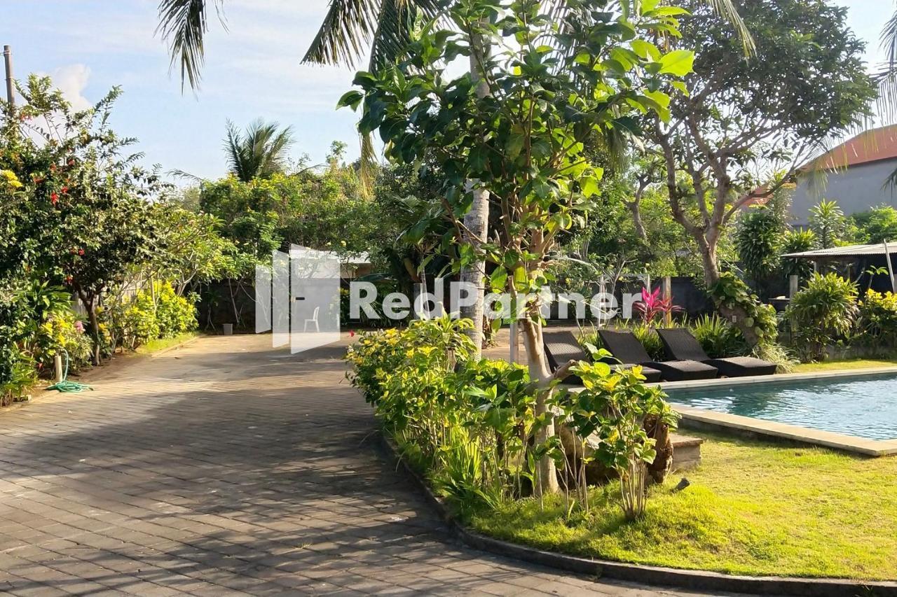 Pondok Sentana Guest House At Jalan Raya Uluwatu Redpartner Унґасан Екстер'єр фото